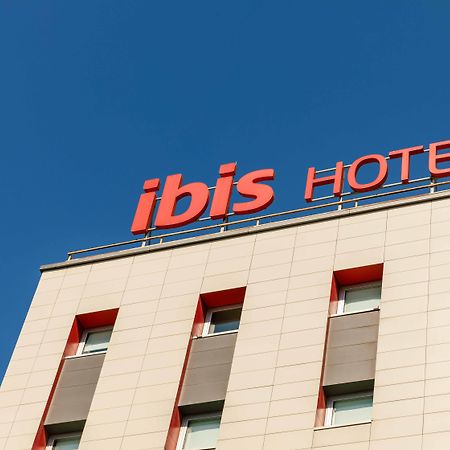 Hotel Ibis Istanbul Esenyurt Exterior foto